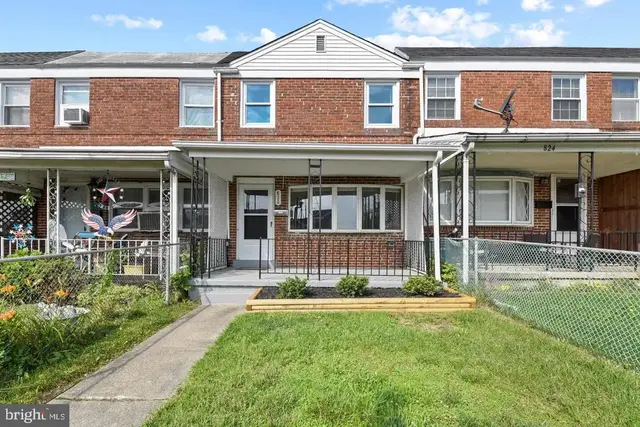 826 Jeannette Ave, Dundalk