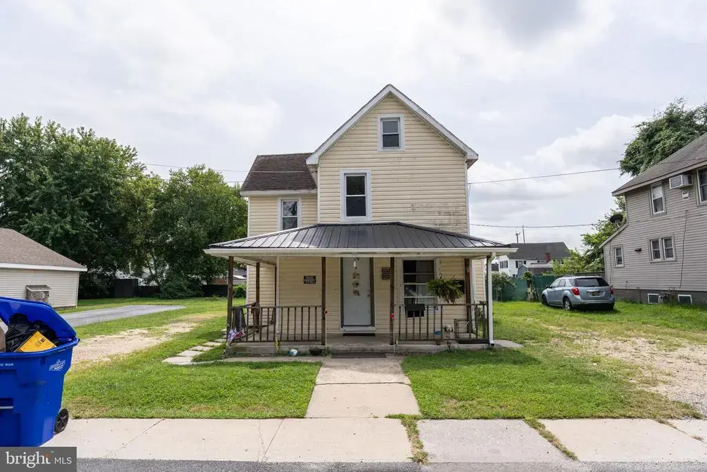 11 E 3rd St #b, SEAFORD