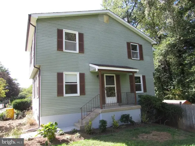1614 Mount Airy Ct, Crofton