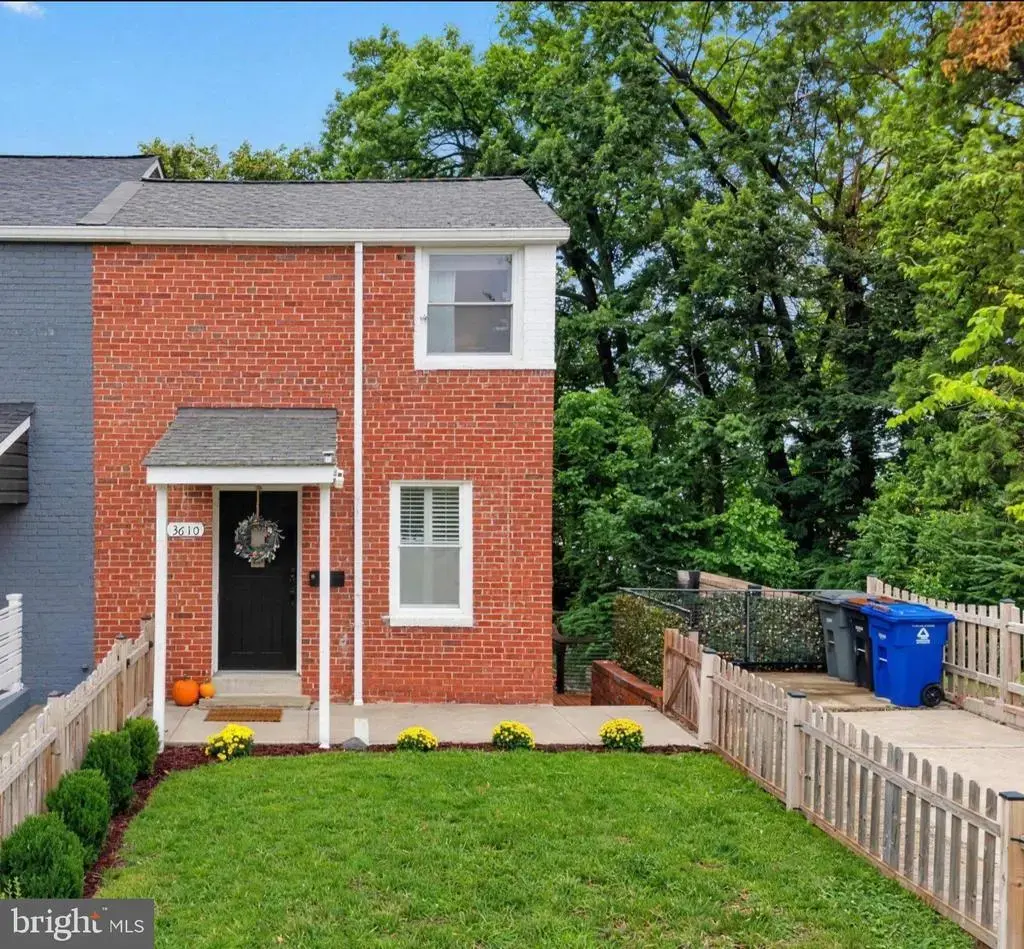 3610 24th, ARLINGTON