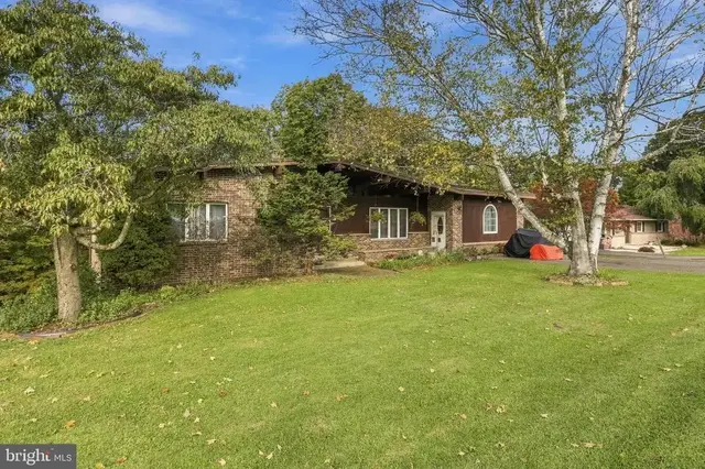 65 Victoria Ln, Frostburg