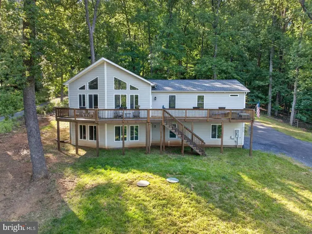 515 Red Bud Ln, FRONT ROYAL