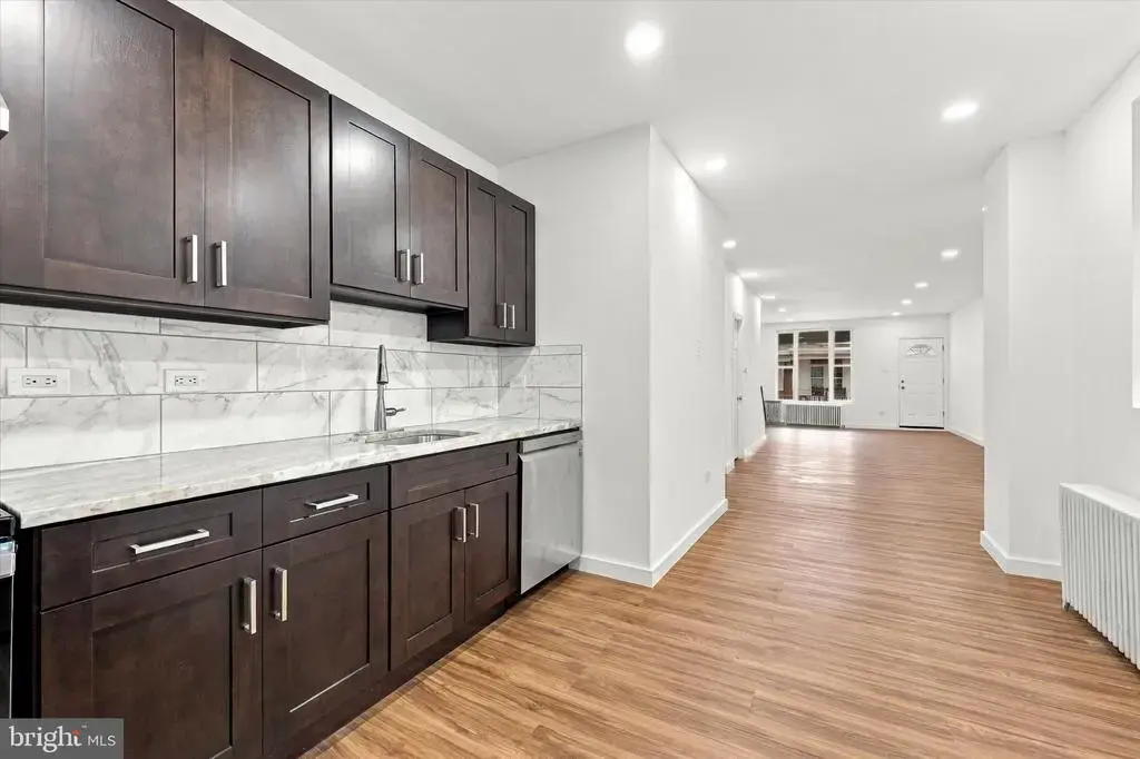 35 N Edgewood St, PHILADELPHIA