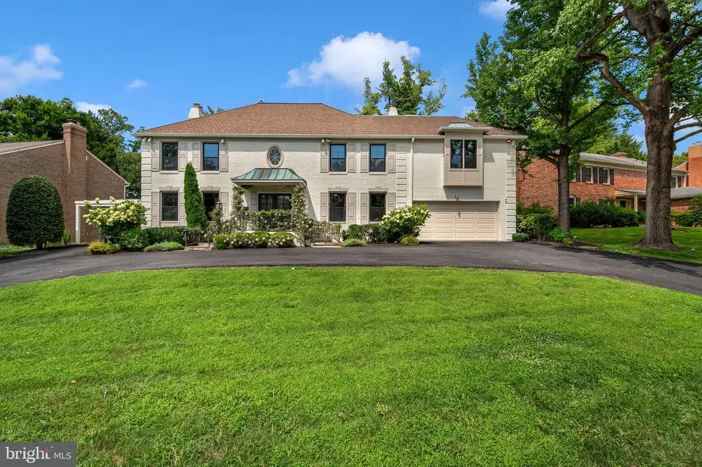 6508 Kenhill Rd, BETHESDA