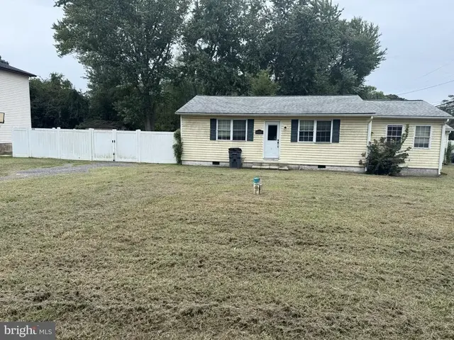 40327 Dockser Dr, Mechanicsville