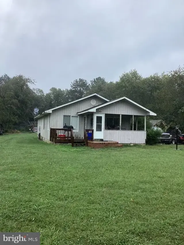 32659 Jones Rd, Frankford