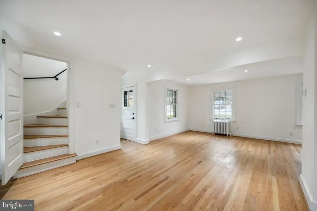 259 Farm Rd, HAVERFORD