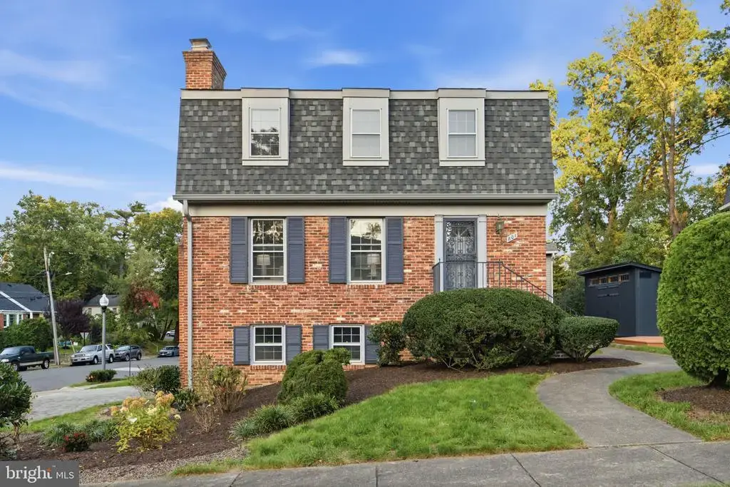 801 S Stafford St, ARLINGTON