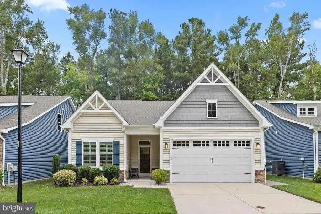 36870 Red Cedar Loop, OCEAN VIEW