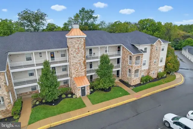 101 Colonial Downs Ct #1306, Newark