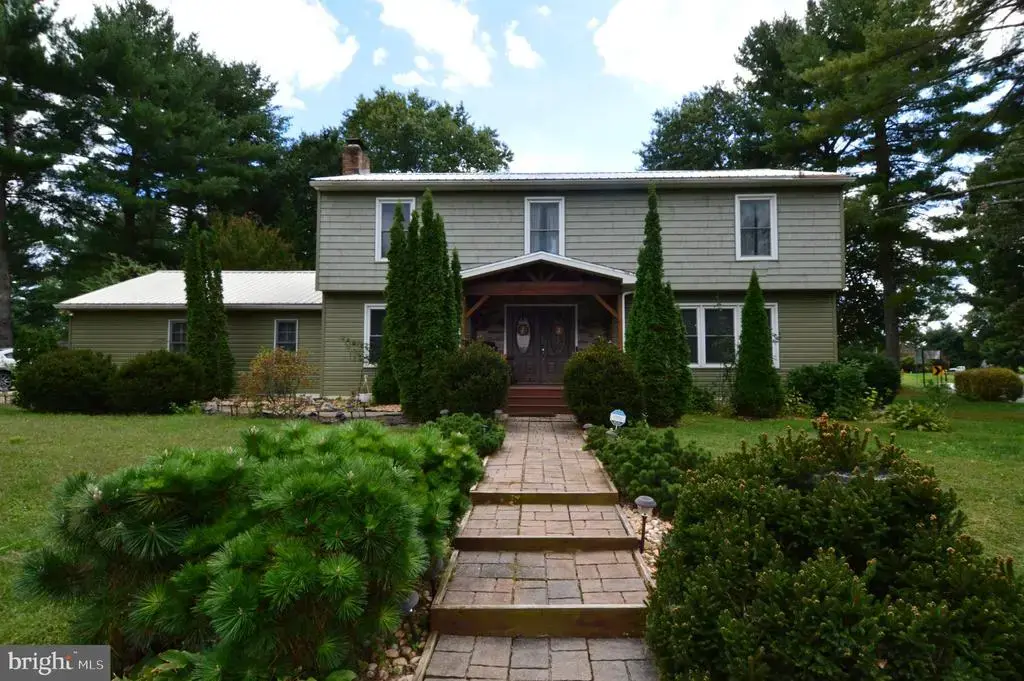 100 Brookfield Dr, DOVER