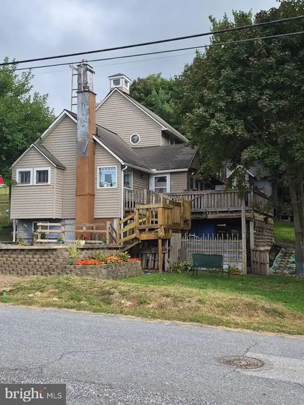 280 Old State Rd, BEDFORD
