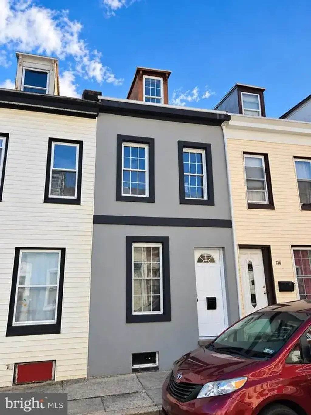 140 Hudson St, READING