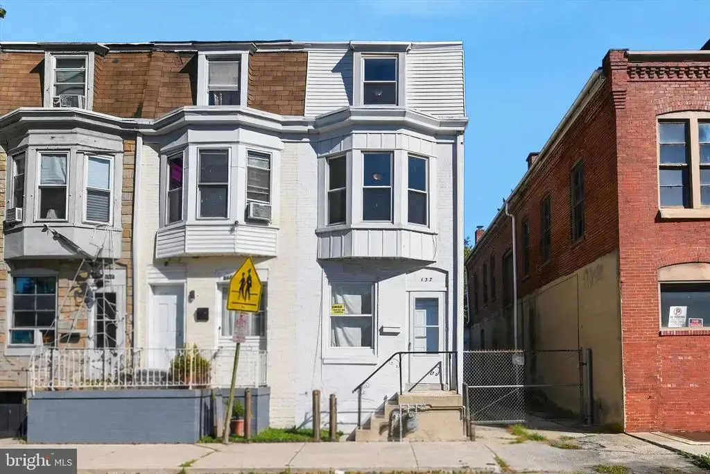 137 N 3rd St, READING
