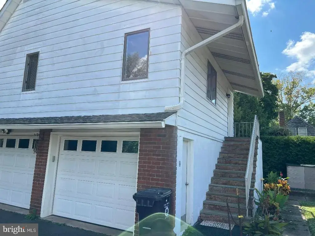 366 N Harrison St, PRINCETON