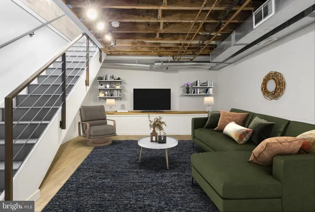 1737 N Howard St #1b, PHILADELPHIA