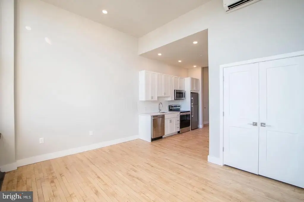 1300 S 19th St #unit 310, PHILADELPHIA