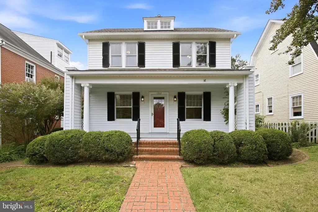 1302 Littlepage St, FREDERICKSBURG