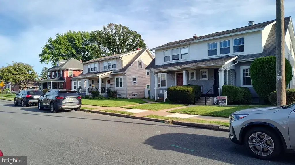2414 Cleveland Ave, WEST LAWN