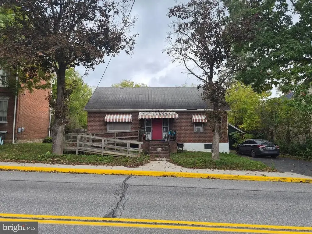 434 W Pitt St, BEDFORD