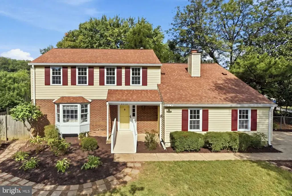 6512 Cape Ct, FALLS CHURCH
