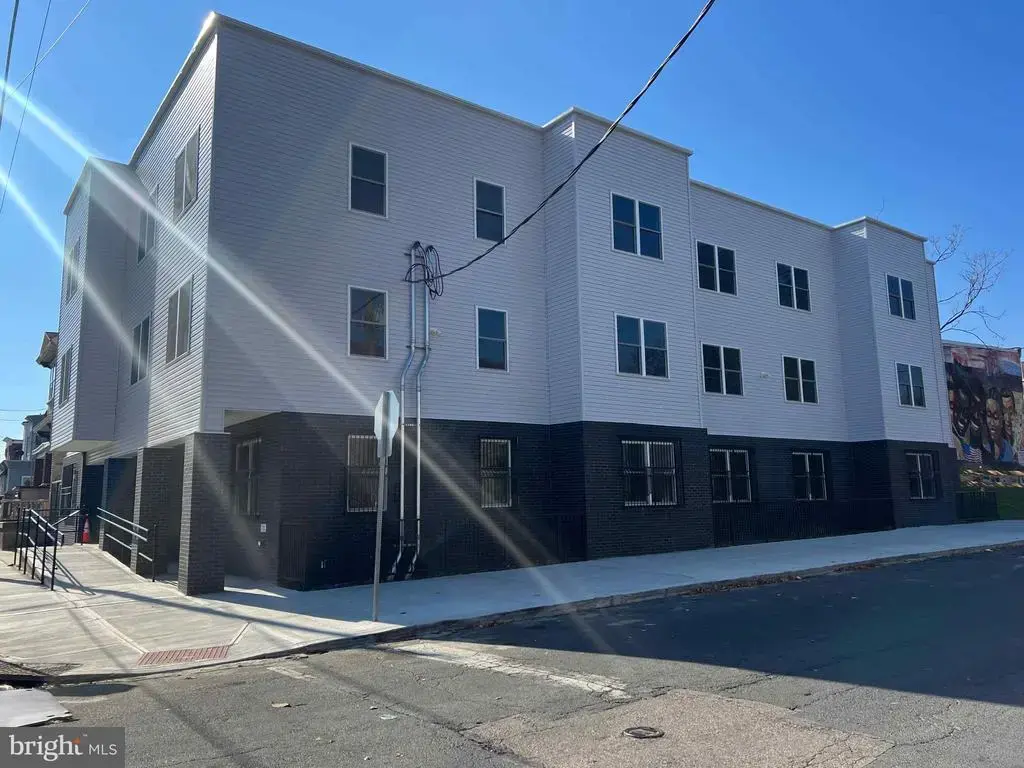 1200-10 W Loudon St, PHILADELPHIA