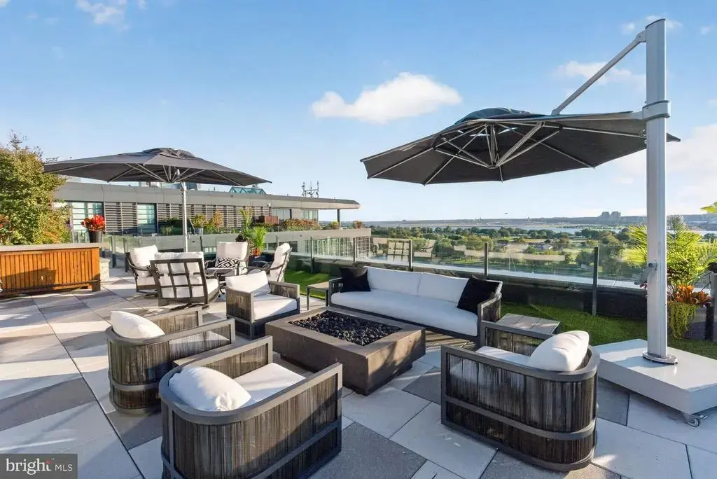 45 Sutton Sq Sw #ph01, WASHINGTON