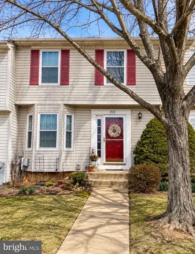 702 Medinah Cir, Westminster
