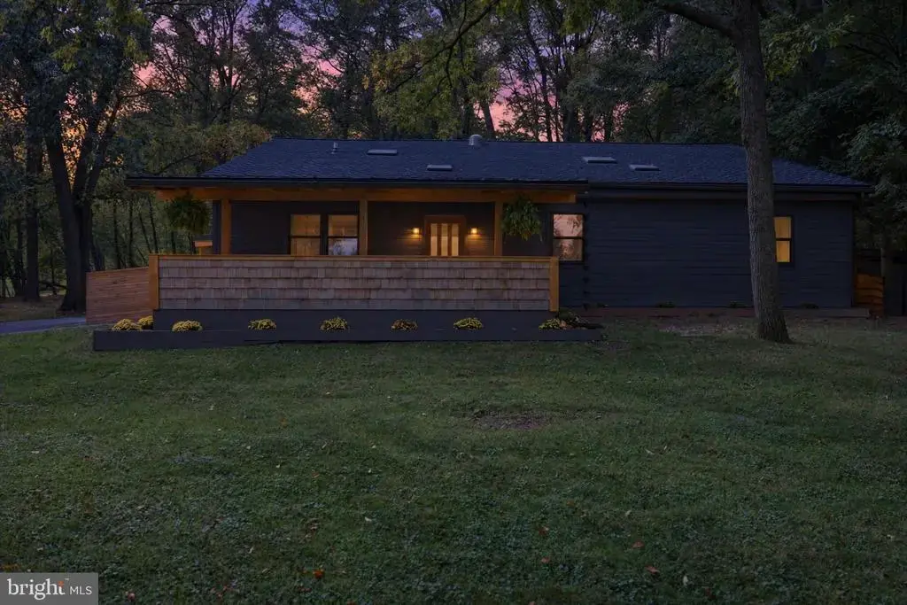 1061 York Rd, DILLSBURG