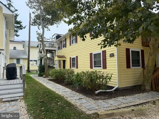 18-a West St #a, Rehoboth Beach
