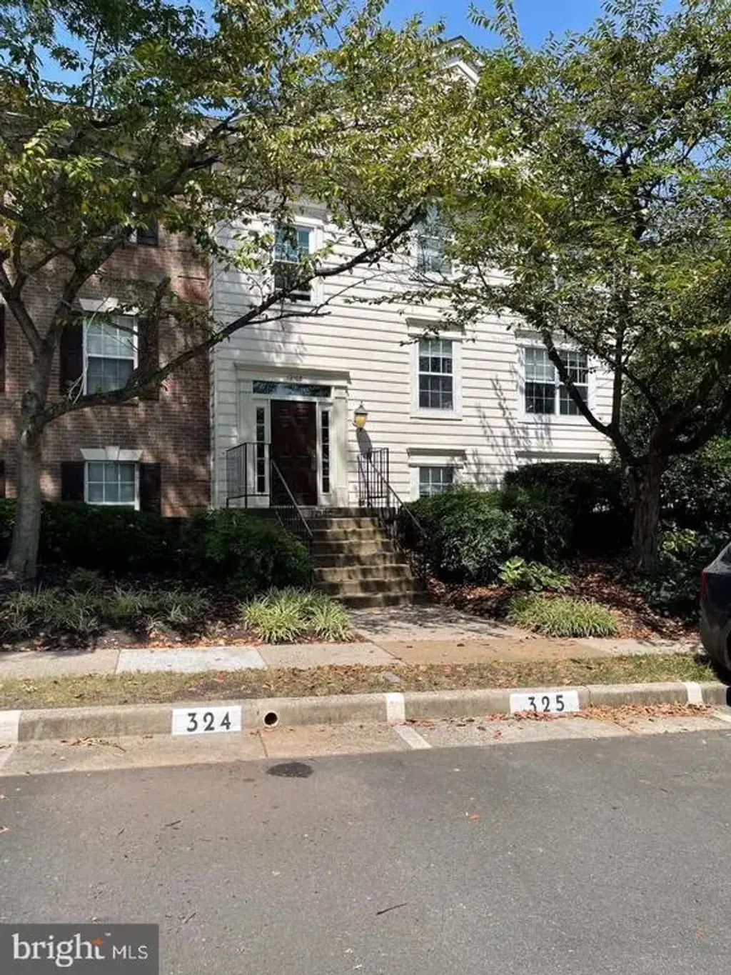 12108 Green Leaf Ct #101, FAIRFAX