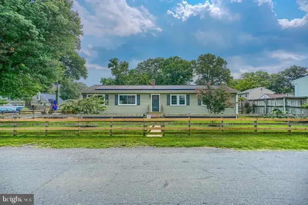 1813 Potomac Rd, EDGEWATER