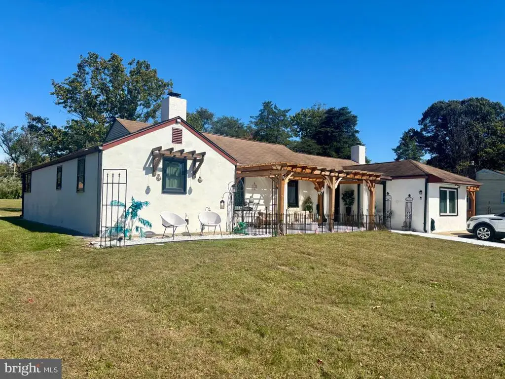 233 W Landing Rd, BLACKWOOD