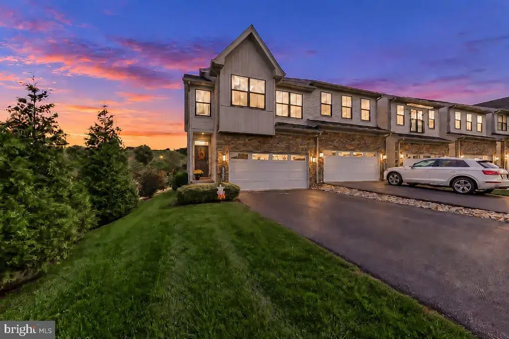 217 Segel Dr, MEDIA