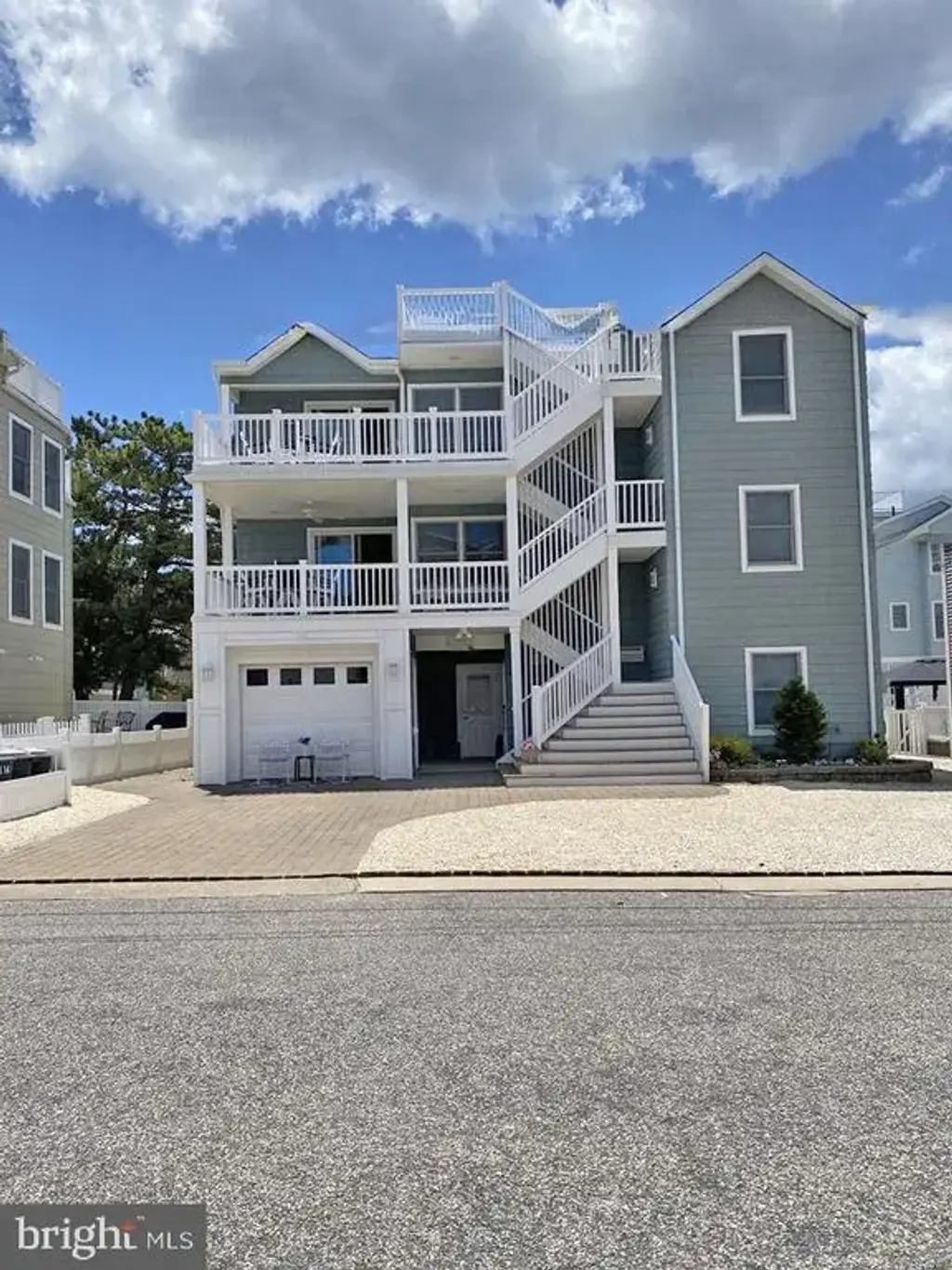 116 E Sea Breeze Ave #2nd Floor, LONG BEACH TOWNSHIP