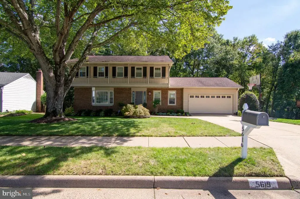 5619 Herberts Crossing Dr, BURKE