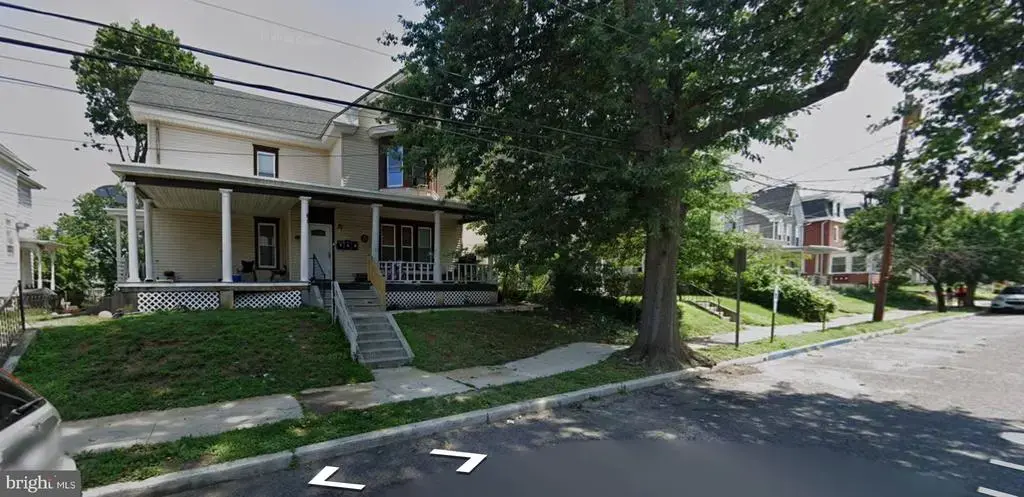 60 High St #3, WOODBURY