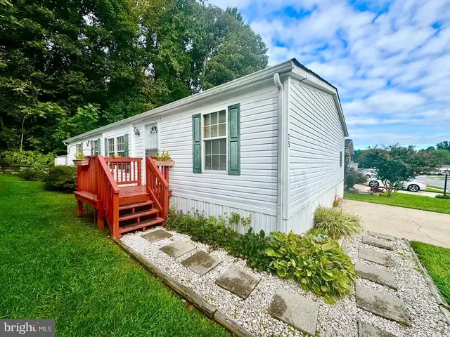 75 Edward Ln, Lothian