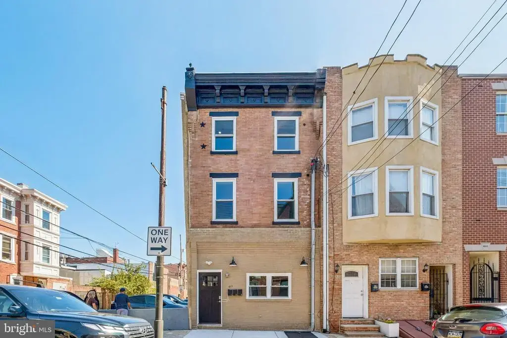 617 8th St S #1, PHILADELPHIA