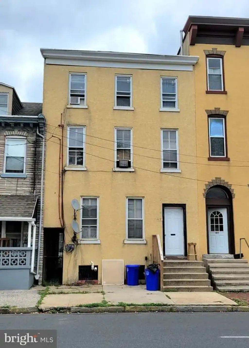 409 S 4th St, READING
