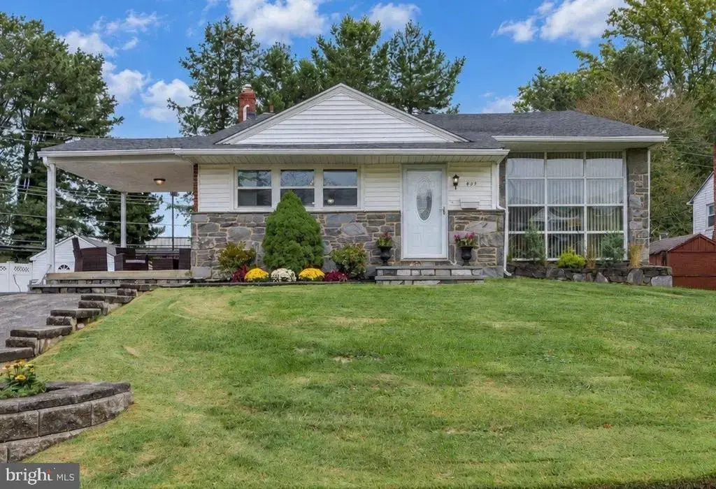 409 Redhill Dr, BROOMALL