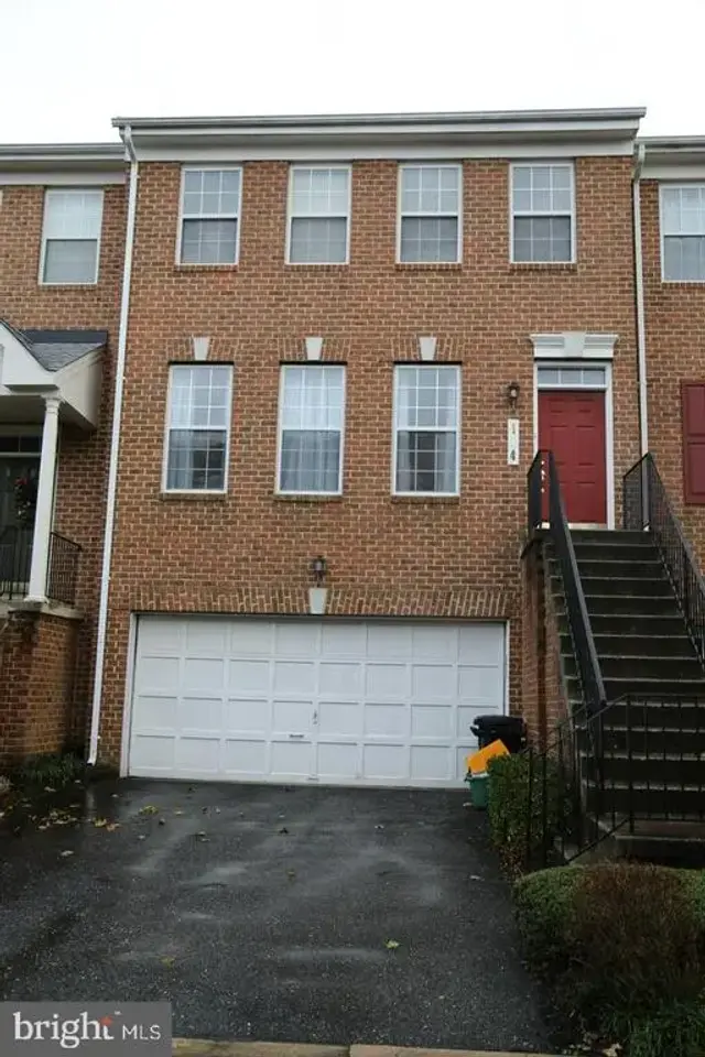 114 Longpoint Way, Gaithersburg