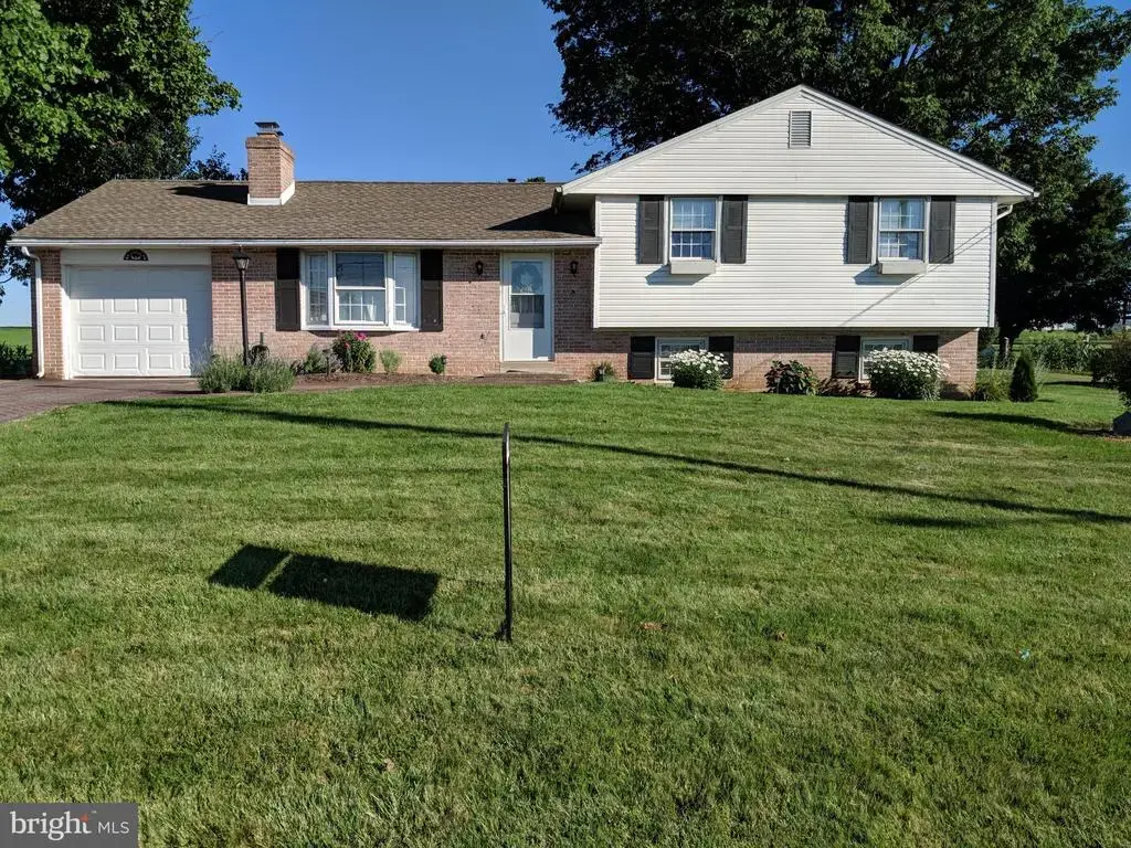 1932 Pioneer Rd, LANCASTER