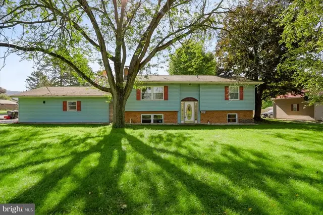 1282 Doruss Dr, Bellefonte
