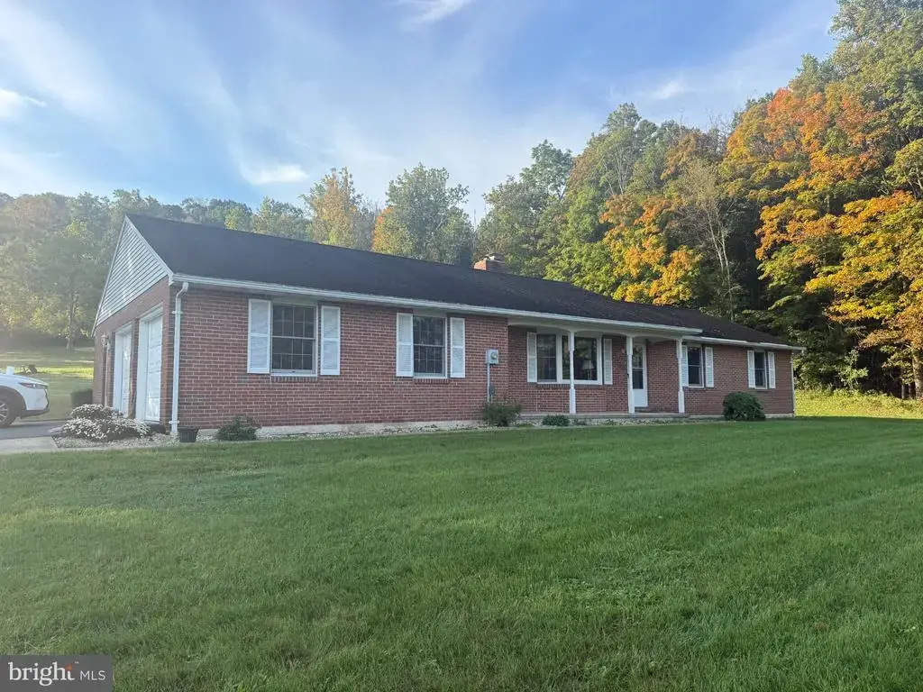 223 Creek Rd, PINE FORGE