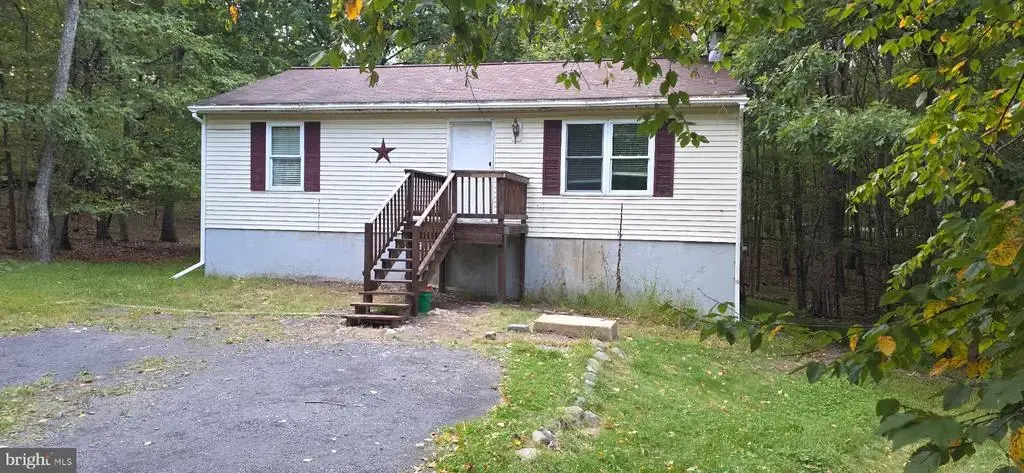 521 Starling Ct, BUSHKILL