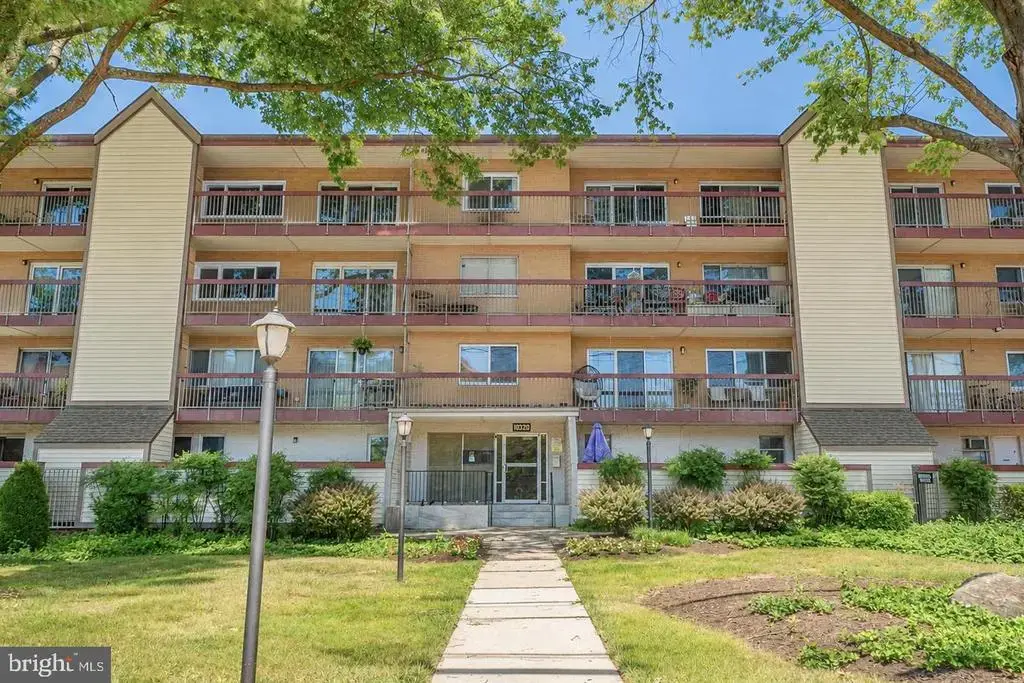 10320 Westlake Dr #e301, BETHESDA