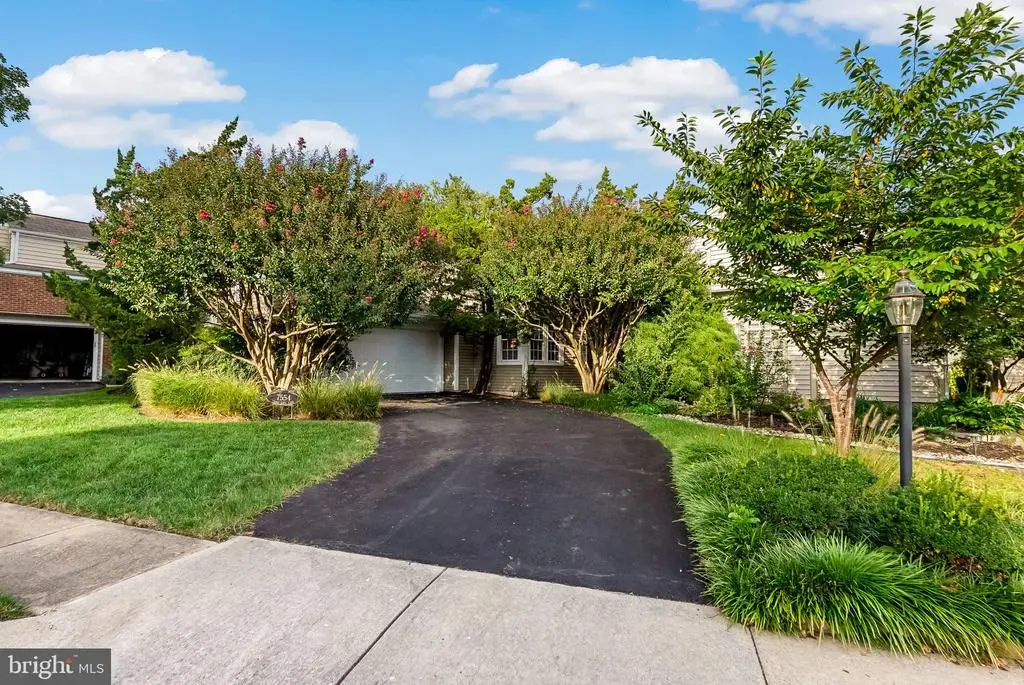 7554 Cross Gate Ln, ALEXANDRIA