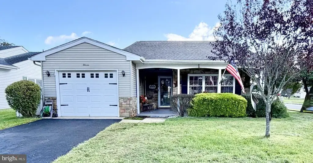11 Chesterfield Ct, SOUTHAMPTON TWP
