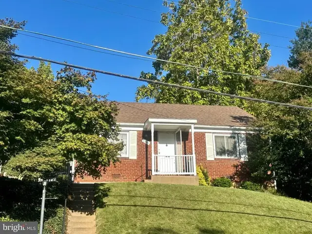 2001 S Quincy St, Arlington